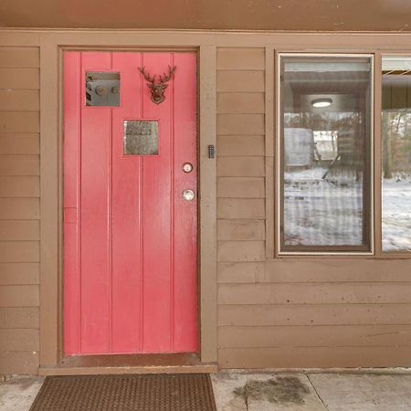 Pet-Friendly Irons Cottage About 4 Mi To Sand Lake! 外观 照片